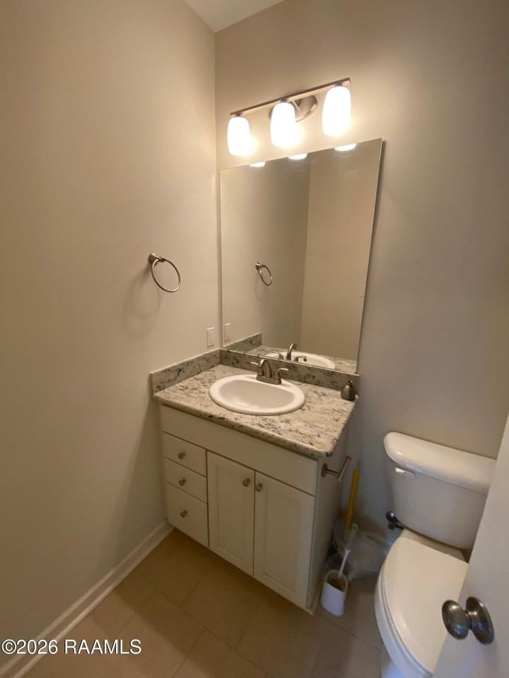208 Caudill Dr - Photo 6 of 12