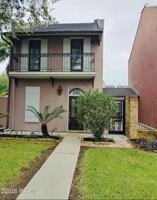 featured image of 201 Ursuline St