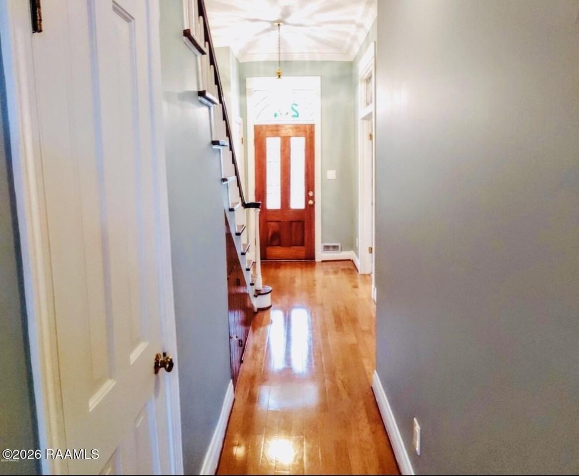 201 Ursuline St - Photo 5 of 21