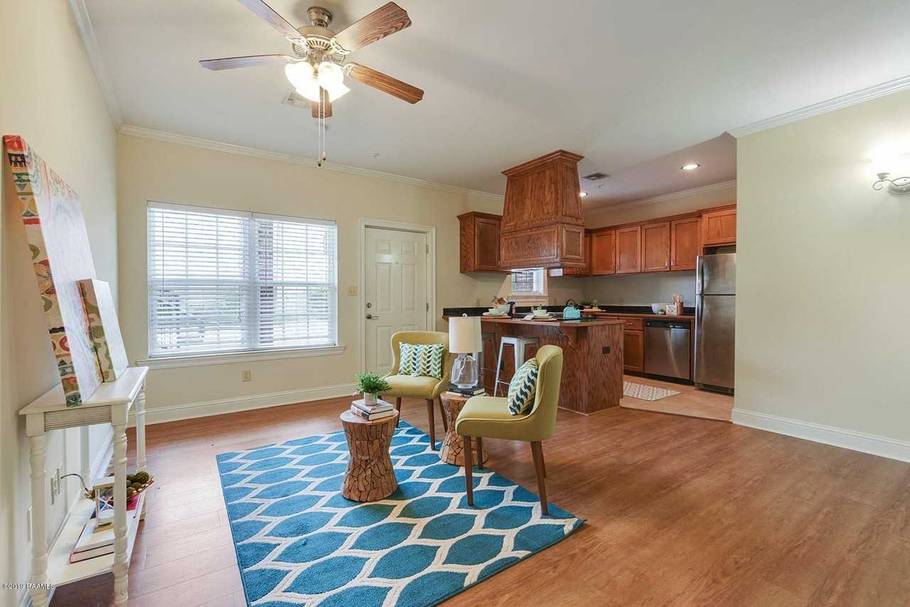 312 Bertrand Dr #203 - Photo 2 of 8