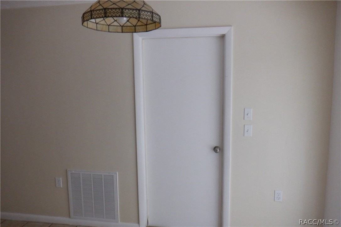 5 Nevada St - Photo 7 of 15