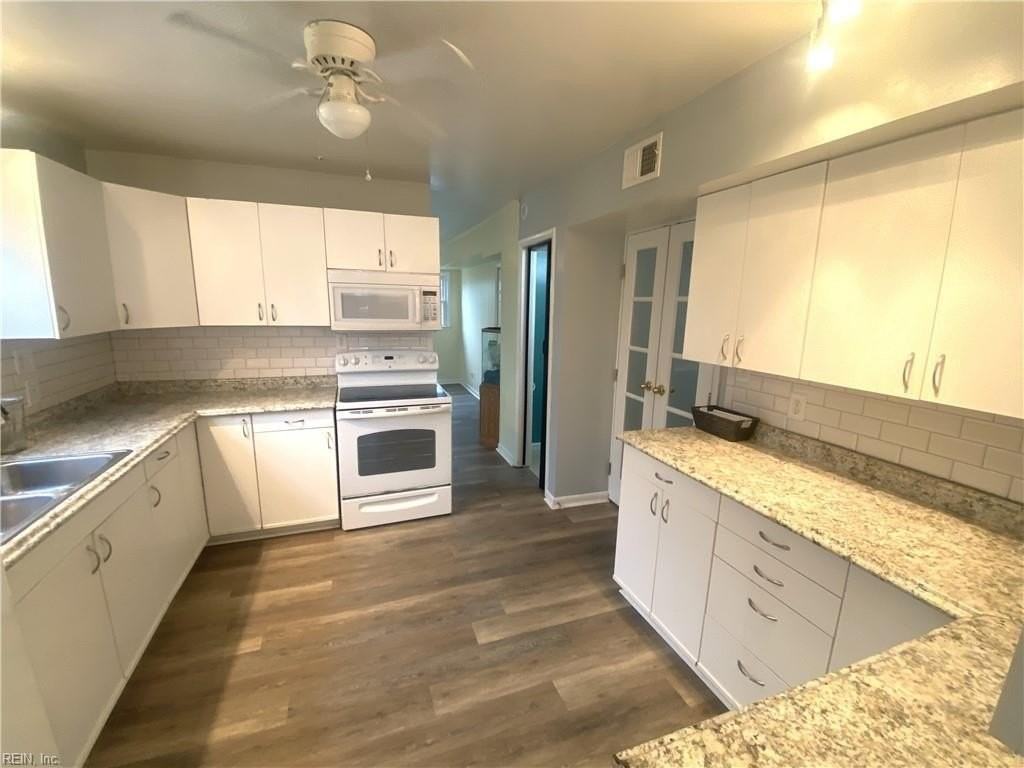 8225 Tabor Ct - Photo 6 of 29