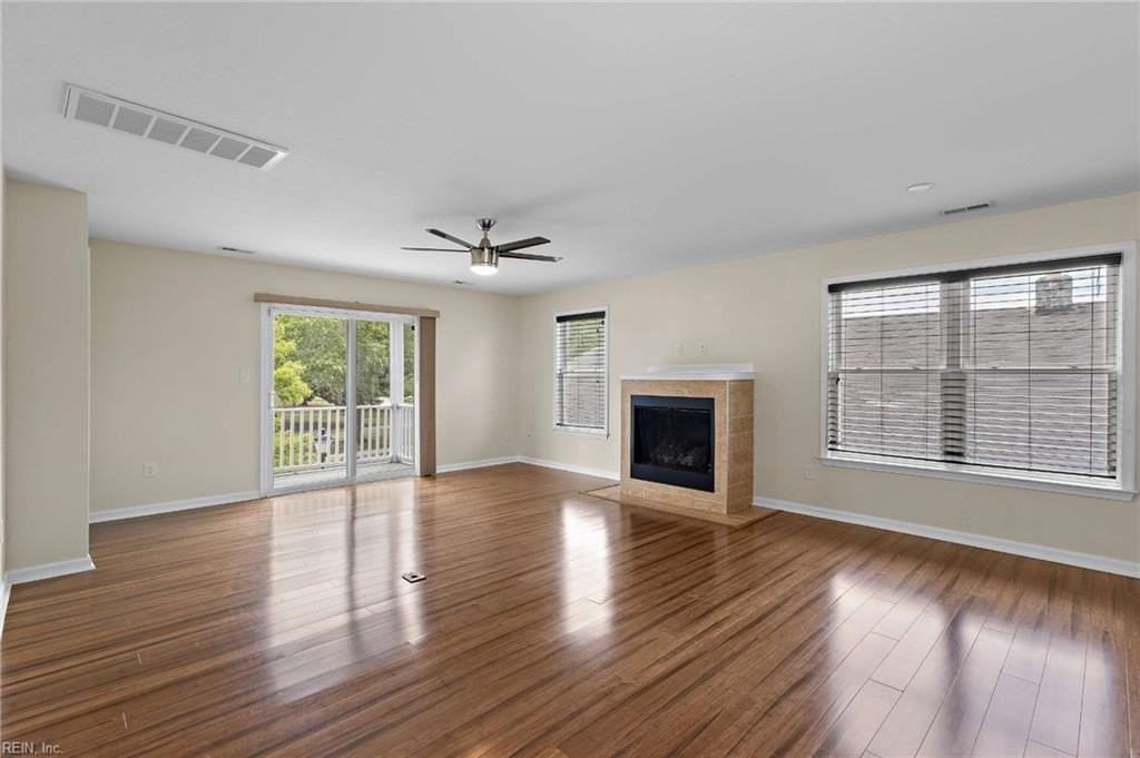 3239 Granby St - Photo 4 of 10