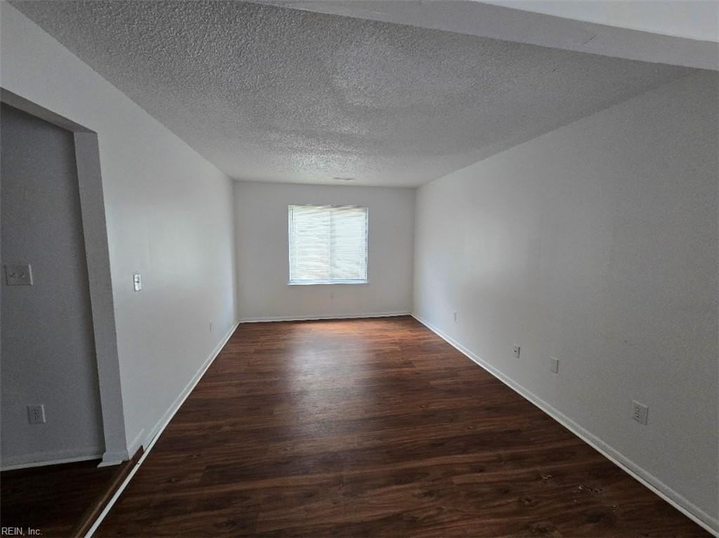 5710 Brandon Blvd - Photo 3 of 15