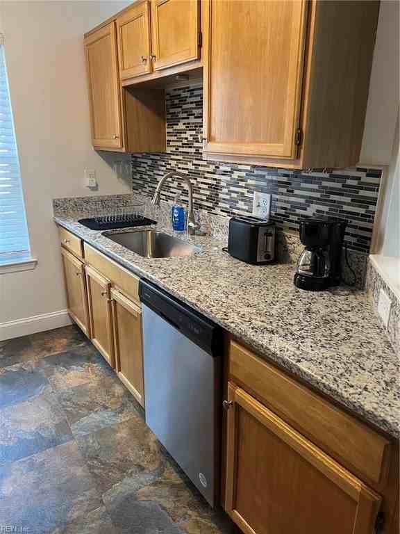 411 Lake Havasu Dr - Photo 2 of 14