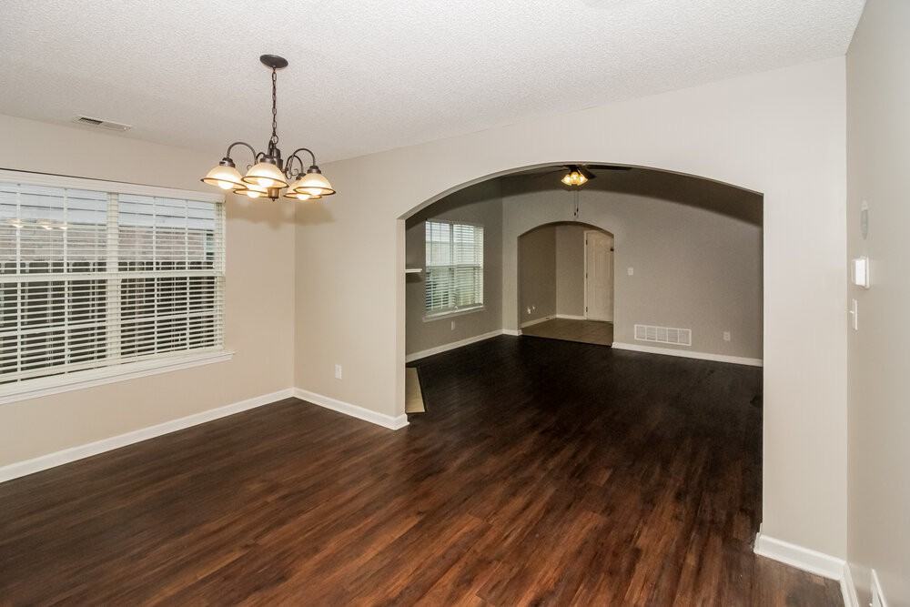 7317 Green Ash Dr - Photo 3 of 15