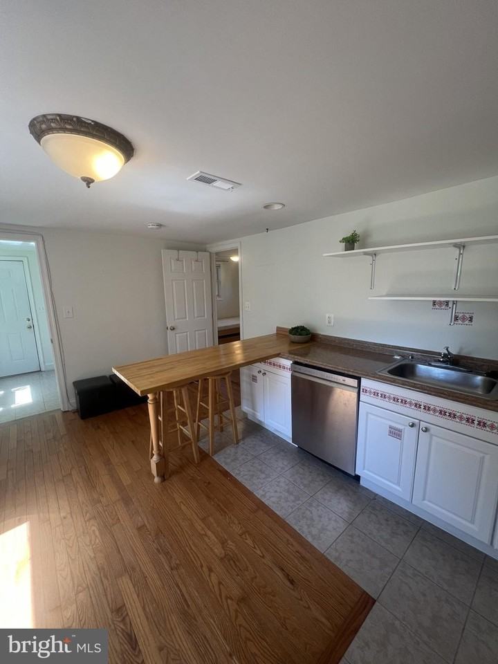 626 Clark Ave - Photo 6 of 27