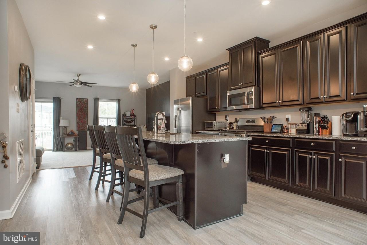 8268 Kippis Rd - Photo 5 of 37