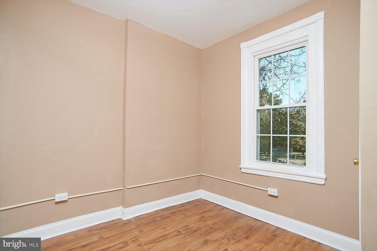 6123 Upland St - Photo 2 of 8
