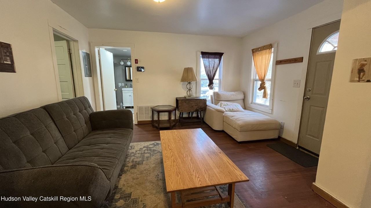 879 Samsonville Rd - Photo 2 of 8