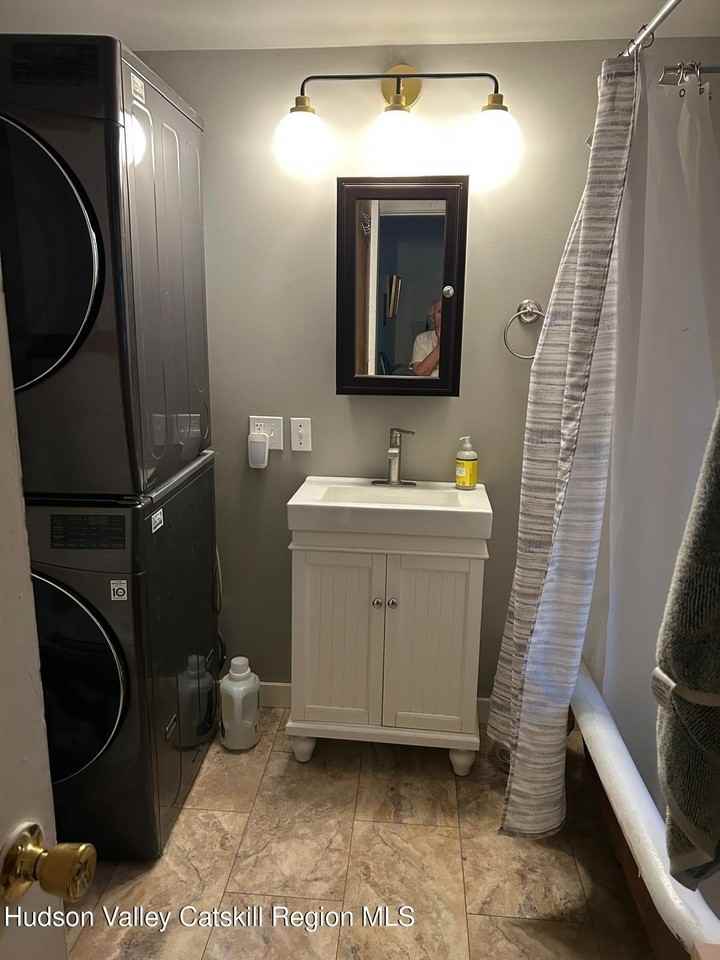 879 Samsonville Rd - Photo 5 of 8