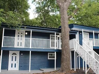 216 Bowie Street - Photo 6 of 6