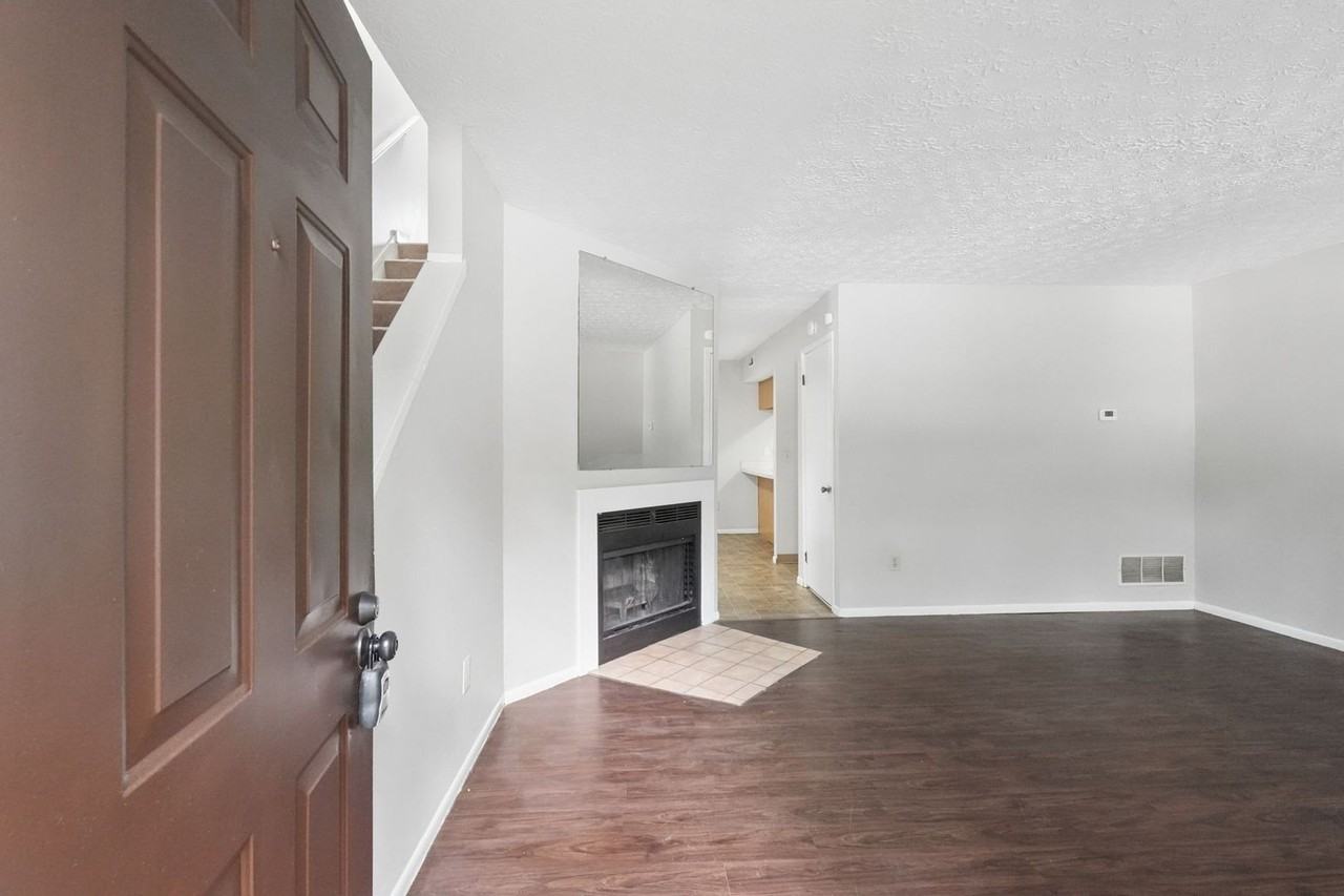 4797 Farber Row #4797 - Photo 5 of 29