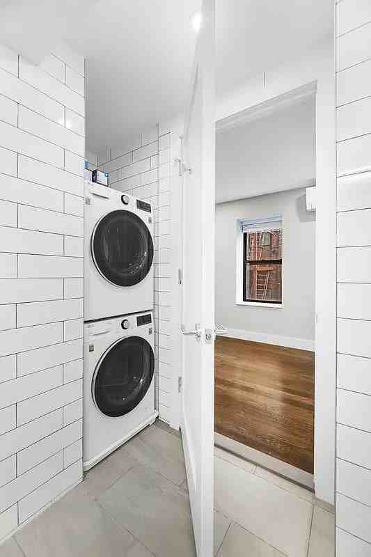153 E 26th St #5B - Photo 7 of 7