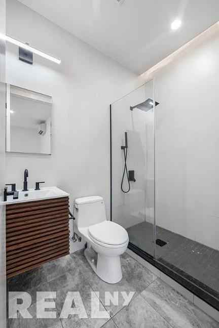 8th Ave #5R - Photo 5 of 11