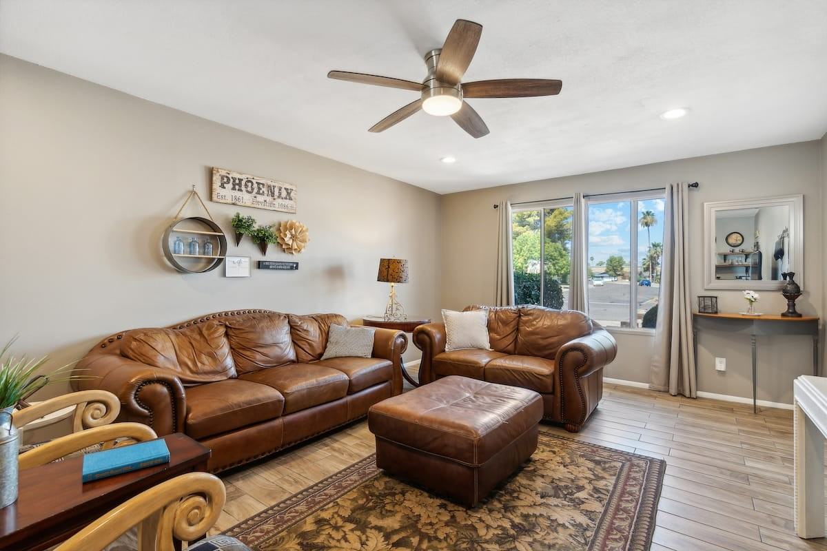 3209 S Los Feliz Dr #1 - Photo 5 of 26