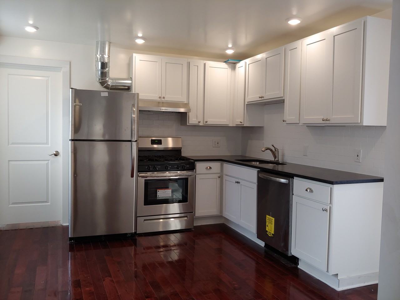 301 National Ave Nw #2 - Photo 4 of 13