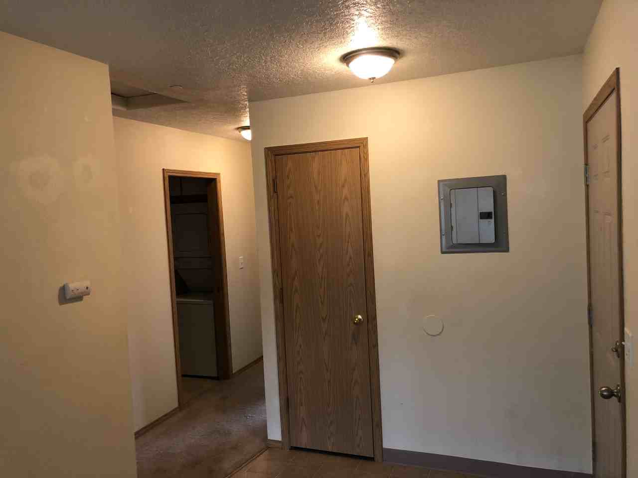 621 Ne Kane Dr #103 - Photo 5 of 9