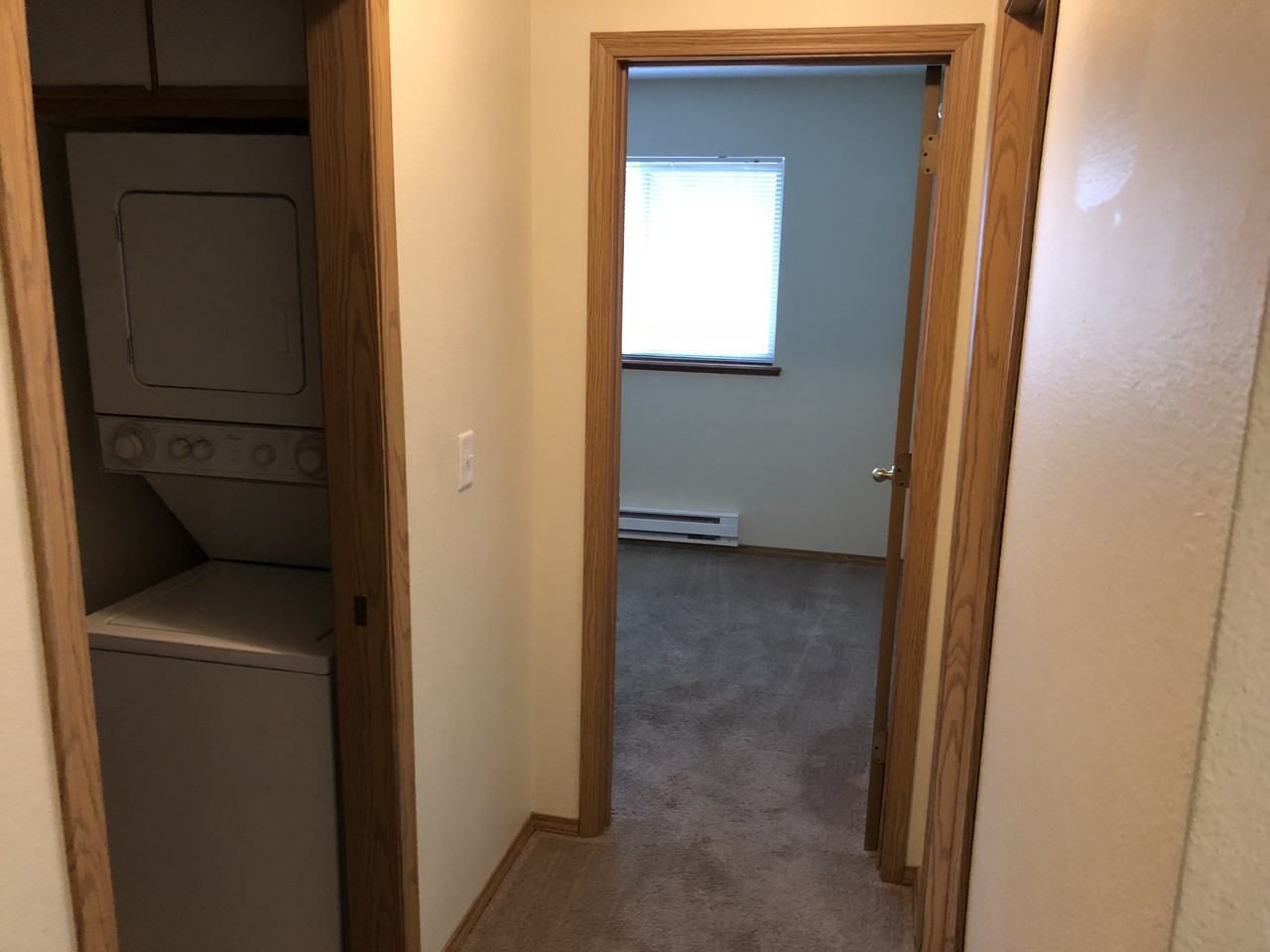 621 Ne Kane Dr #103 - Photo 6 of 9