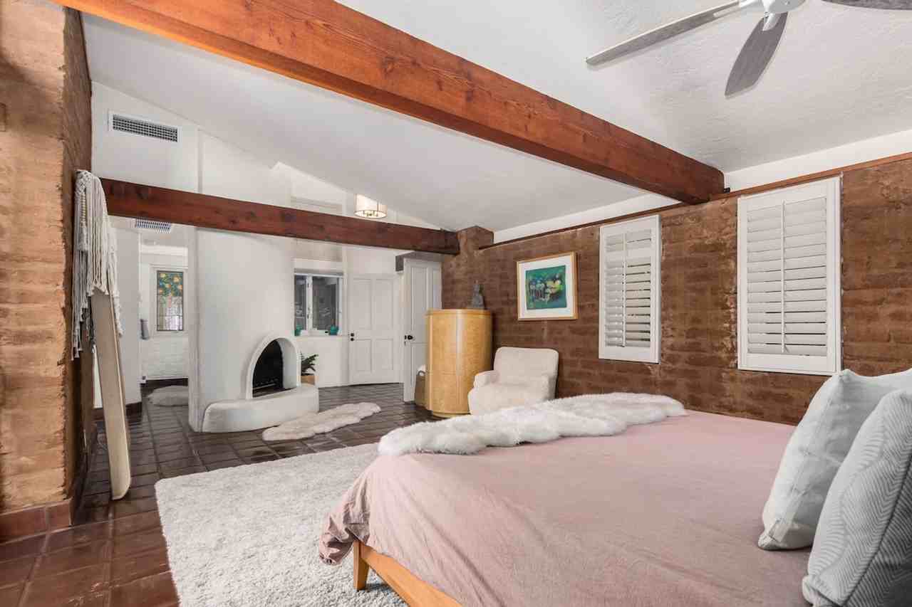 3650 N 38th St #1578369P - Photo 5 of 38