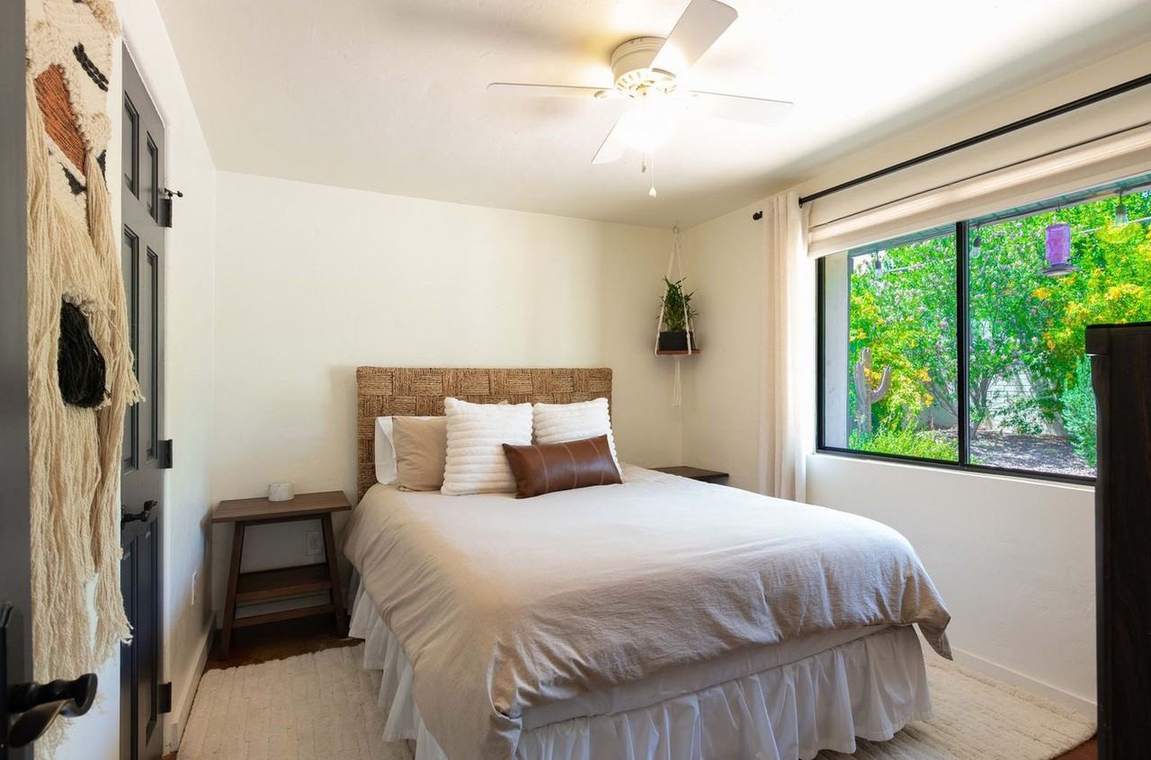3650 N 38th St #1578369P - Photo 7 of 37