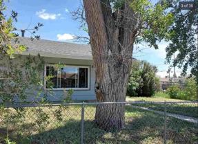 615 S Spruce St - Photo 1 of 1