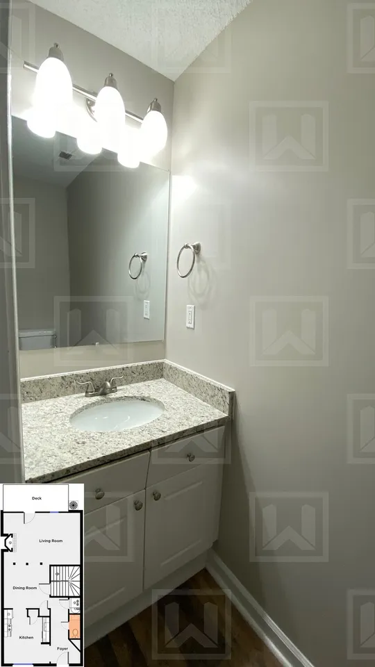 1329 Pamela St - Photo 4 of 13