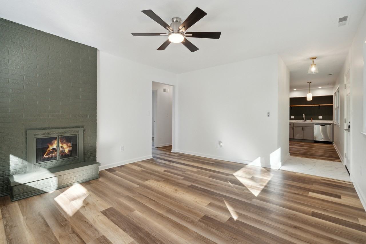 706 14th Ave - Photo 4 of 19