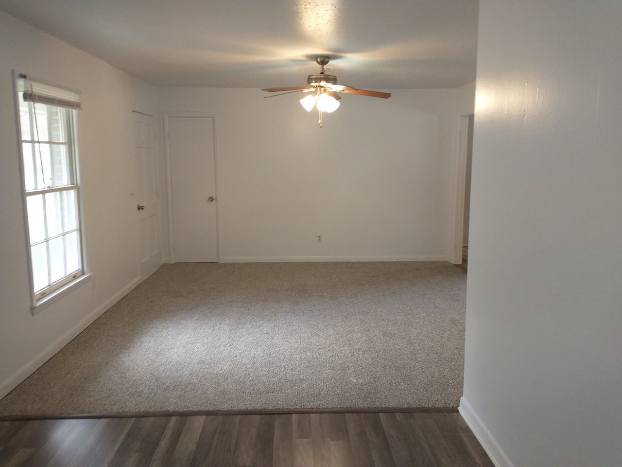1600 Woodland Dr - Photo 2 of 8