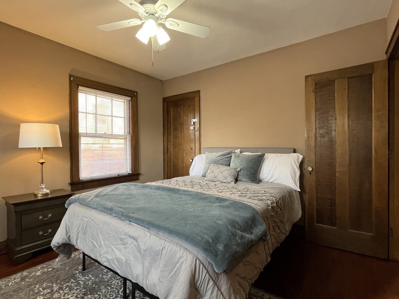 1347 Highland St - Photo 6 of 21