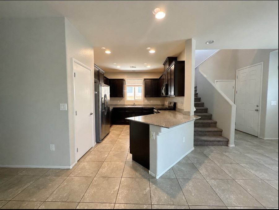6132 Scarlet Leaf St #1 - Photo 7 of 42