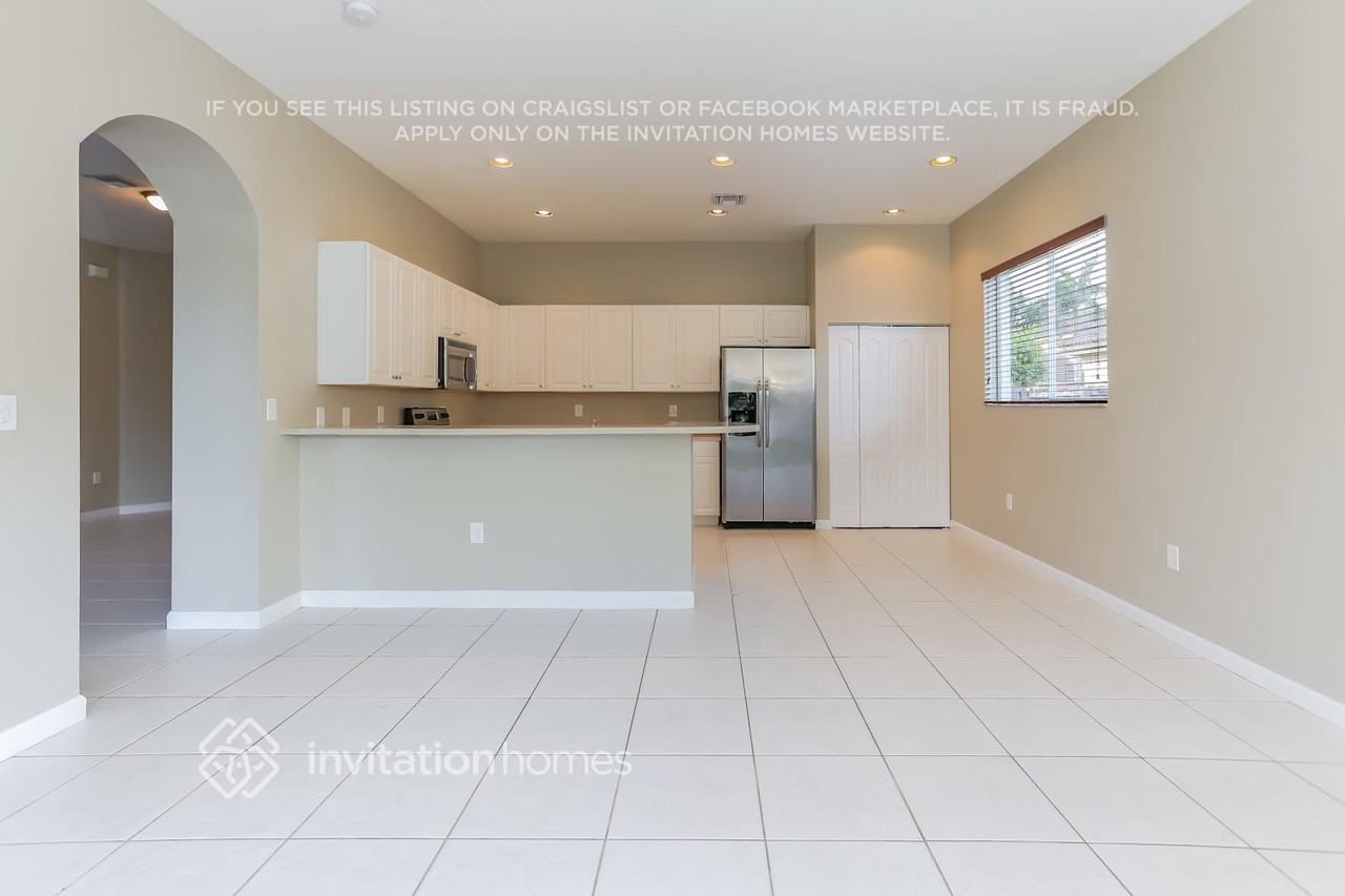 15220 Sw 10th St - Photo 4 of 20