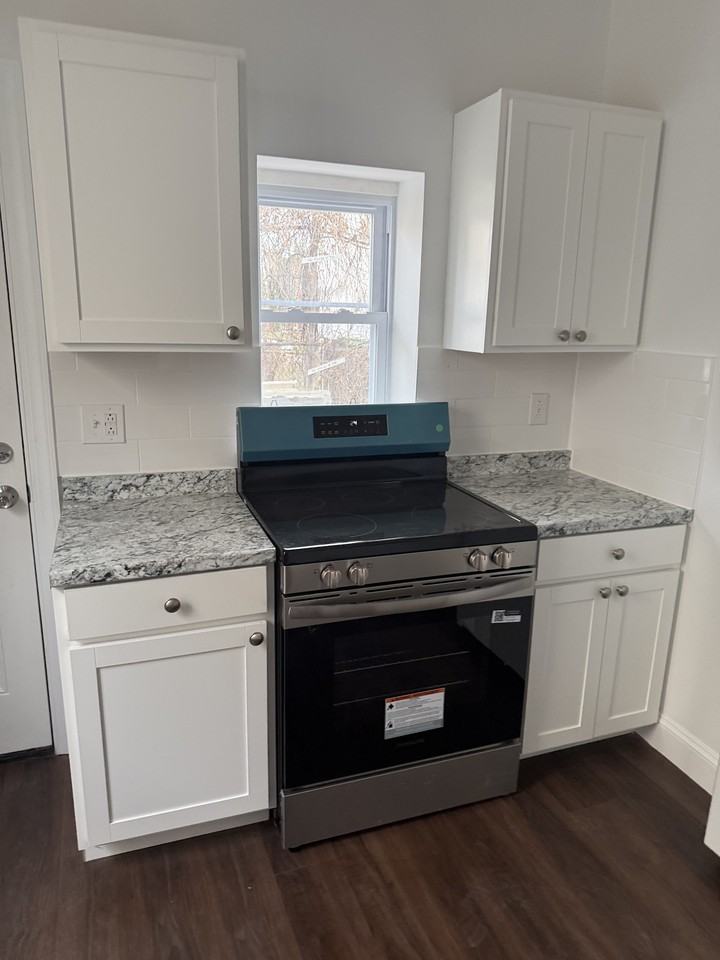 2145 N Van Pelt St - Photo 4 of 28