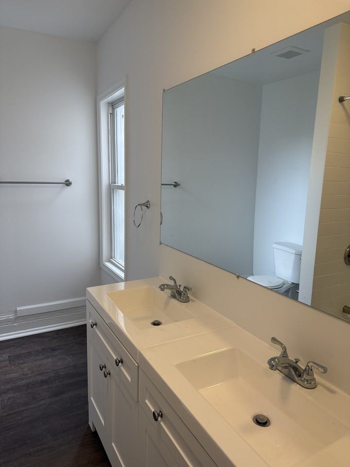 2145 N Van Pelt St - Photo 6 of 28