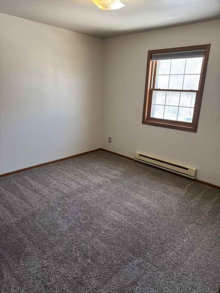 934 930, 932,Iowa Ave, #11 - Photo 5 of 10