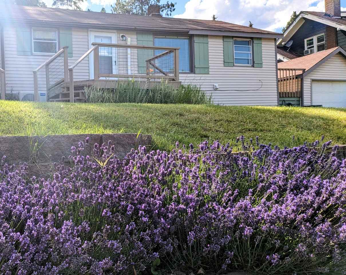 1014 S Garry Rd - Photo 7 of 12
