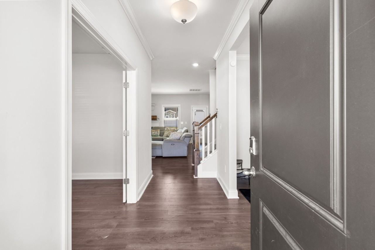 27 Steeple Ridge Dr - Photo 5 of 8