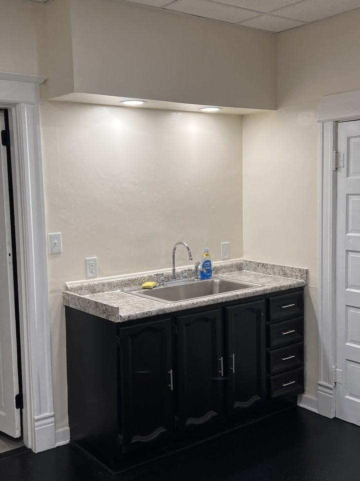 2129 Delmar Ave #C - Photo 3 of 7