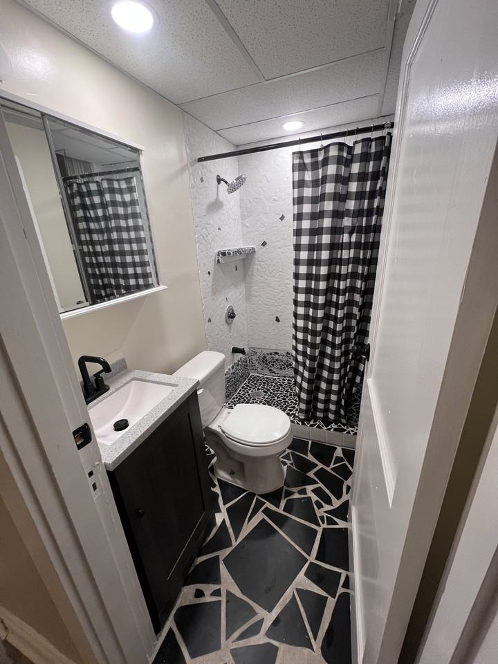 2129 Delmar Ave #C - Photo 7 of 7