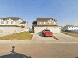 featured image of 3227 Bantam Ave