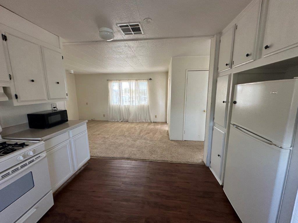 1313 Sigma Dr - Photo 3 of 27