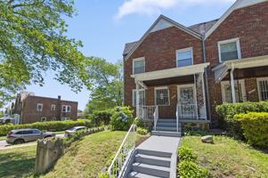 featured image of 2600 N Longwood St #1