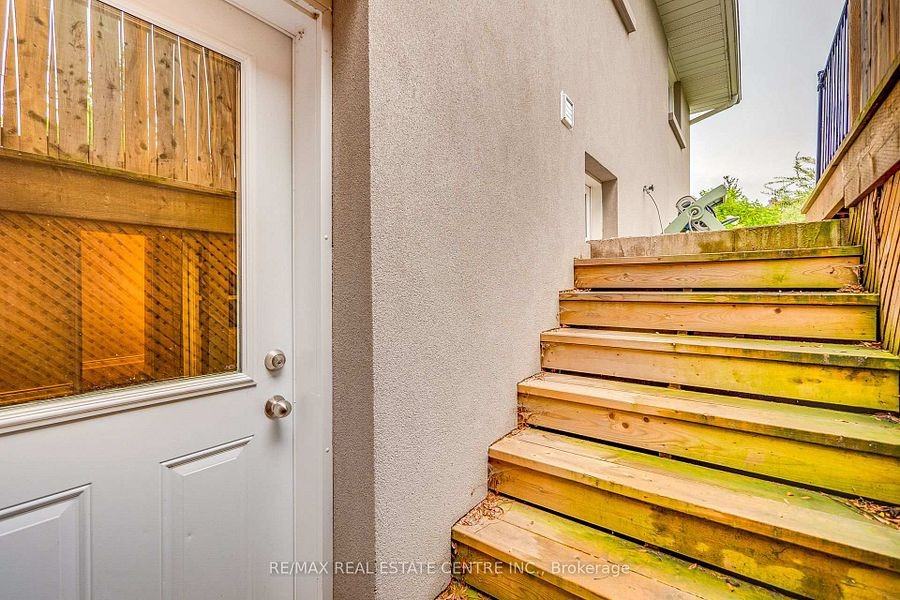 1222 Kensington Park Road - Photo 6 of 17