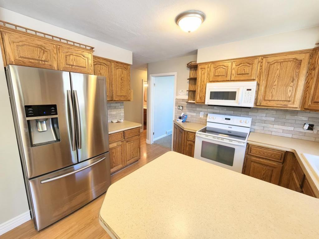 2038 W 3775 S - Photo 7 of 16