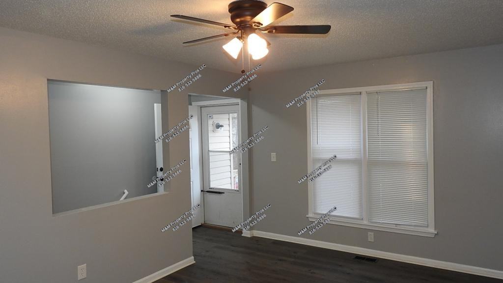 6905 Orchard St - Photo 3 of 35