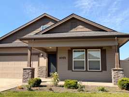 featured image of 10371 Longtail Dr