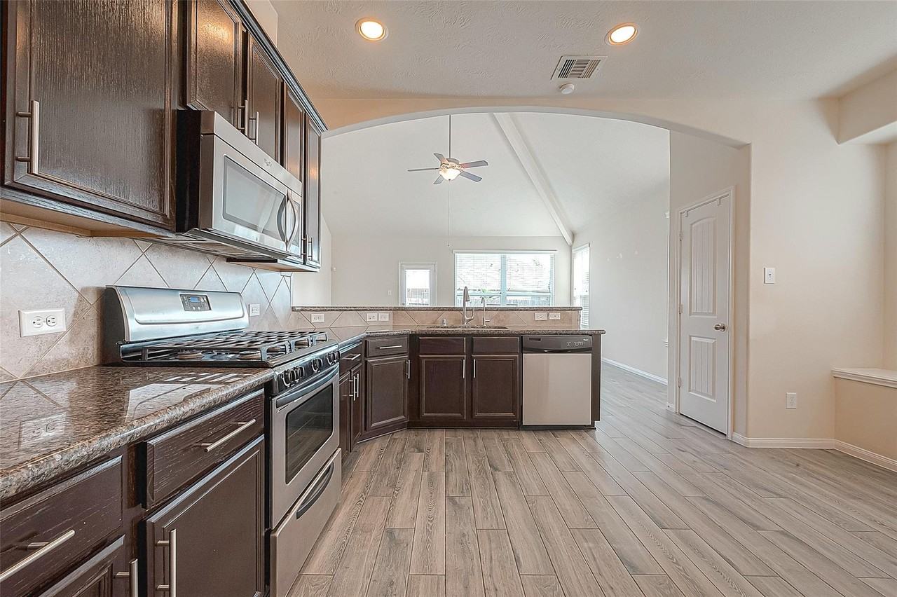 3403 Lilac Ranch Dr #1 - Photo 6 of 21