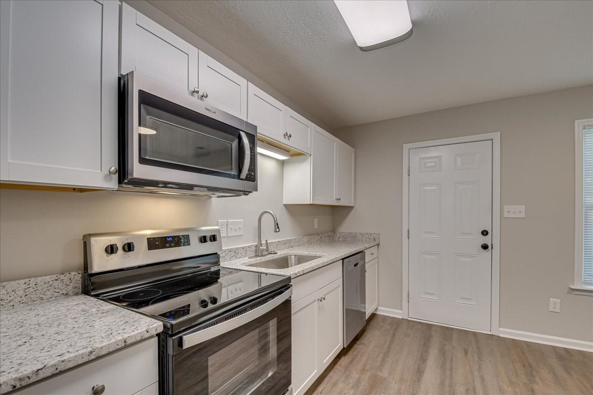 1531 Abby Way #1 - Photo 5 of 30