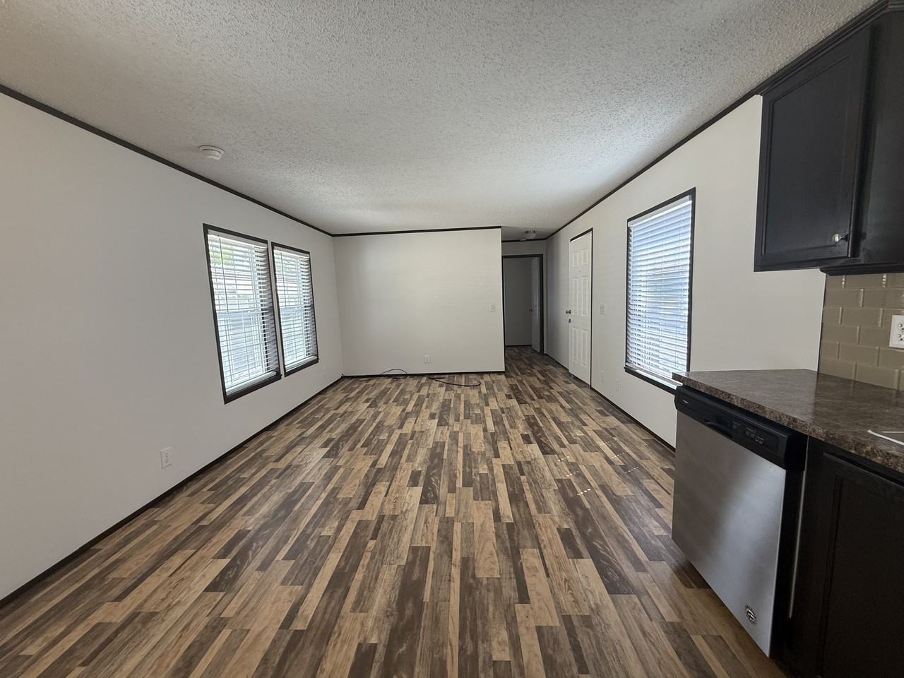 181 Terri Dr #181 - Photo 4 of 25