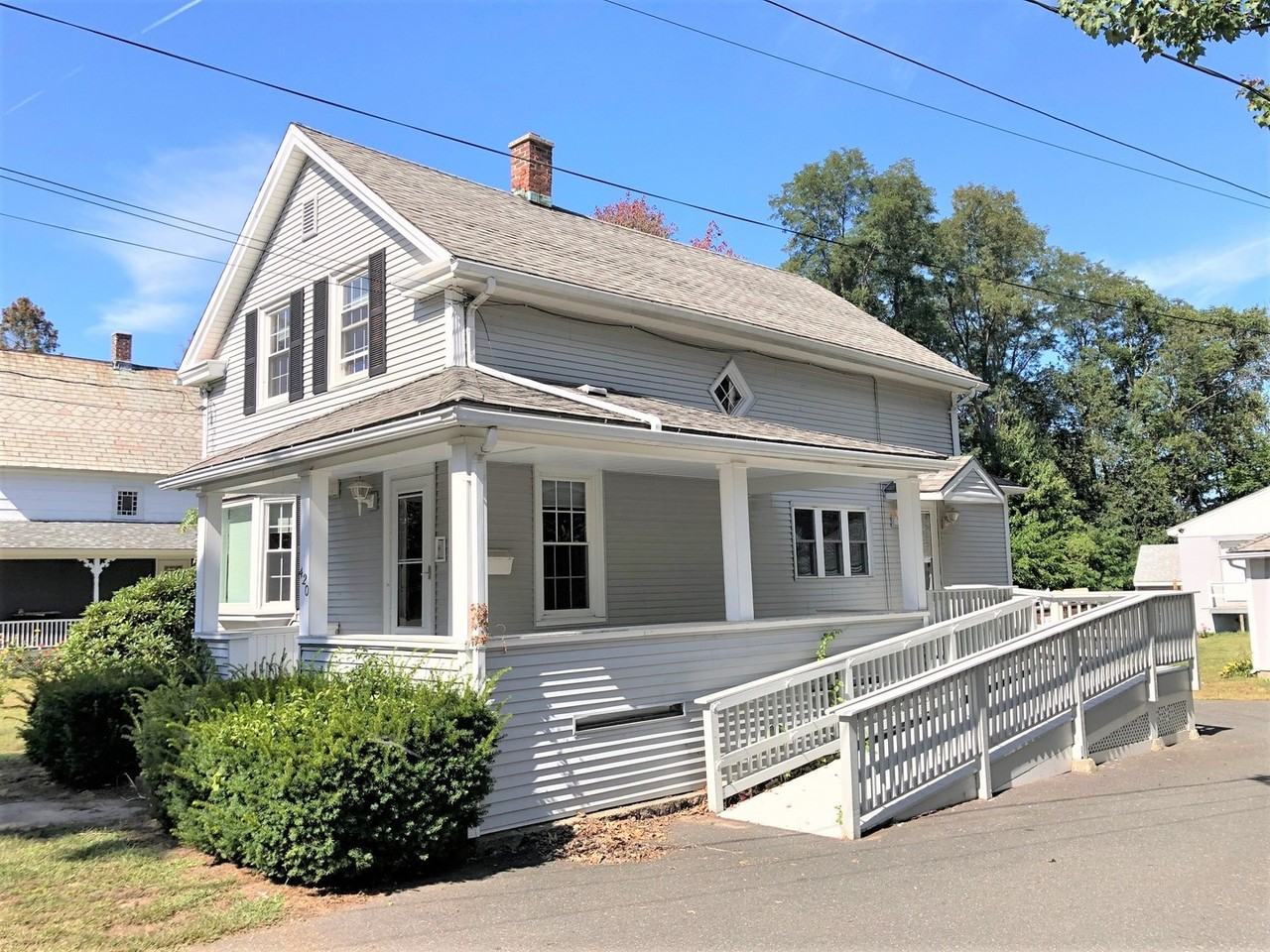 420 Britton St - Photo 2 of 25